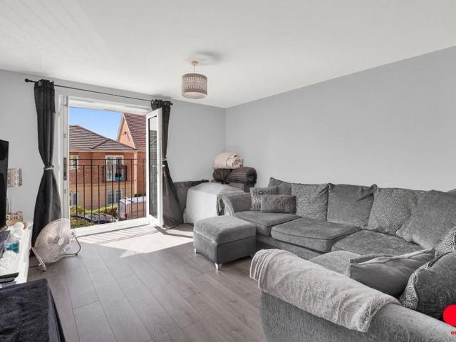 Apartment for rent in Purfleet, Essex