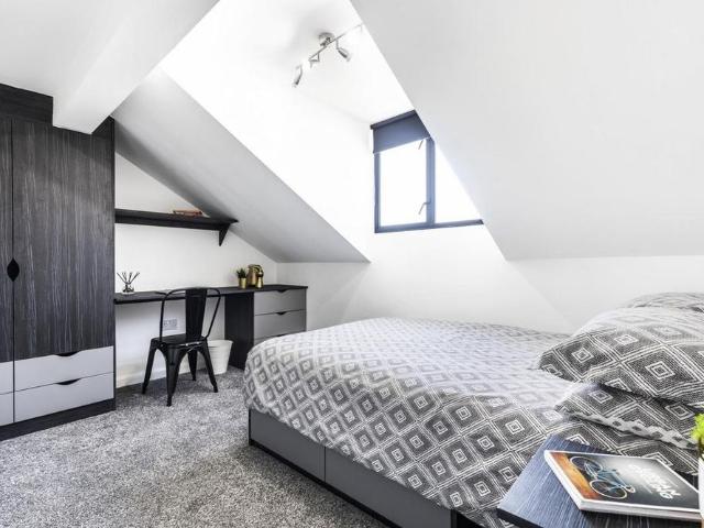 Apartment for rent in Hyde Park, West Yorkshire