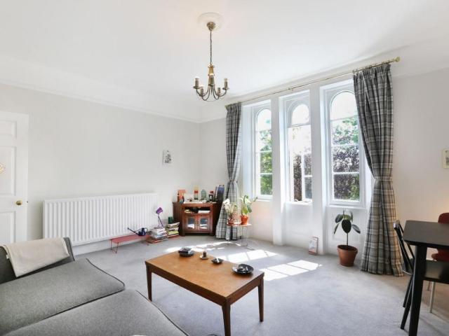 Apartment for rent in London Borough of Lewisham, Forest Hill
