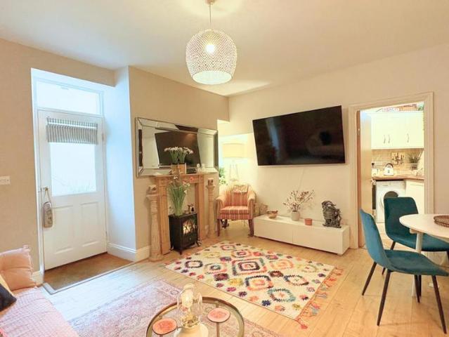 Apartment for rent in Ellacombe, Babbacombe