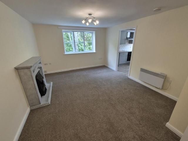 Apartment for rent in Old Hill, Sandwell