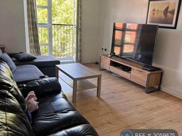 Apartment for rent in The Haulgh, Bolton