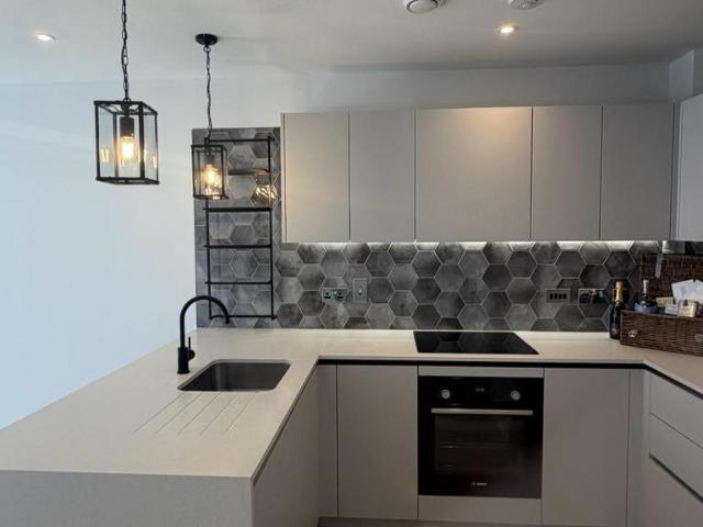 Flat for rent in Slough