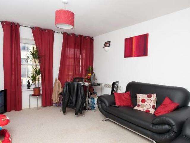Apartment for rent in Westbrook, Acol