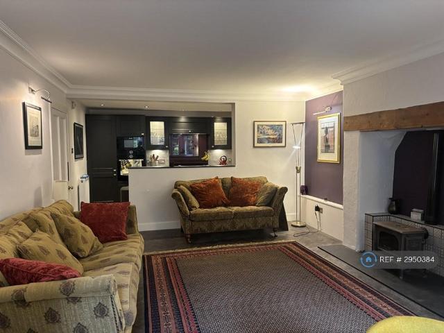Flat for rent in Dowanhill, Scotland