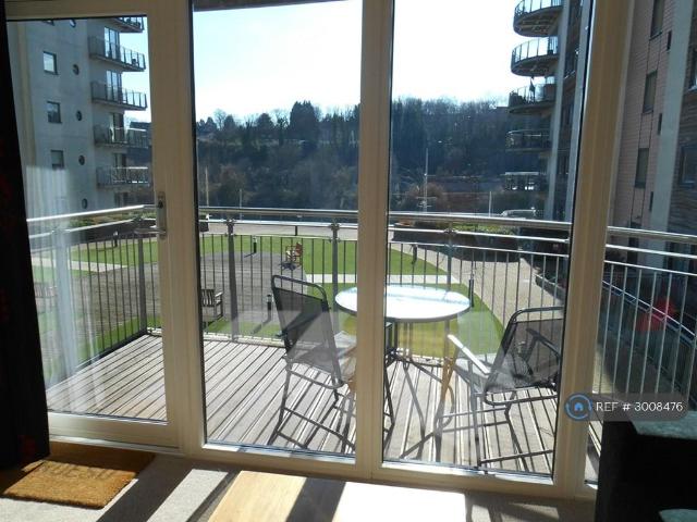 Flat for rent in Cardiff International Sports Village, Falcon Lodge