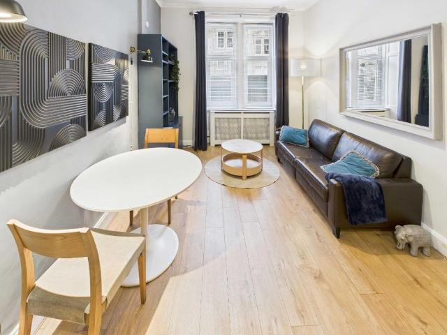 Apartment for rent in Davidson's Mains, Scotland