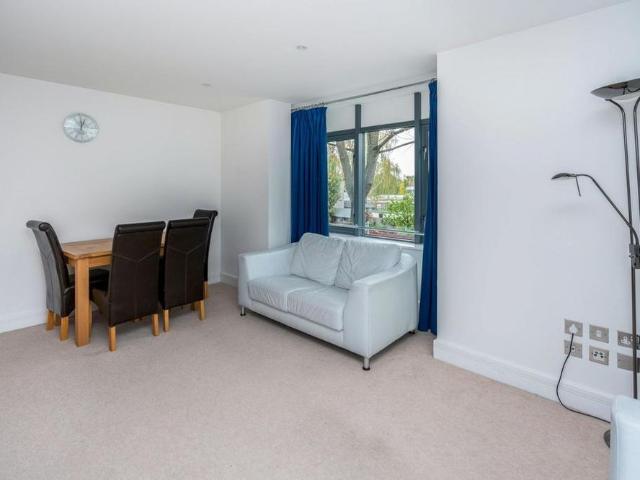 Apartment for rent in Greater London