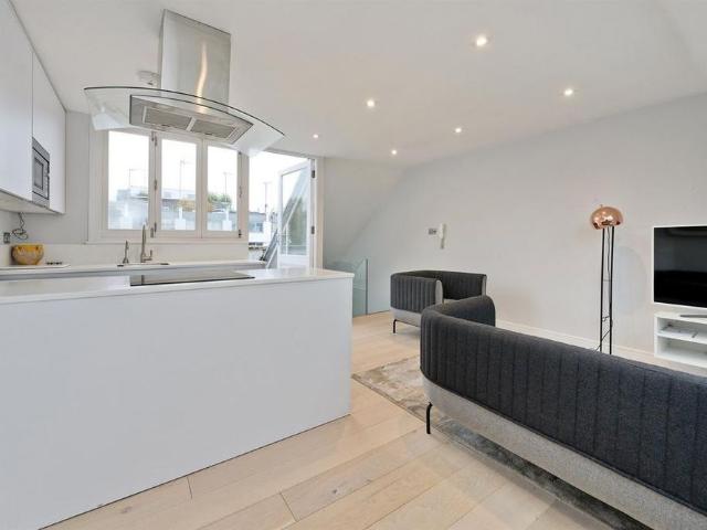 Apartment for rent in Royal Borough of Kensington and Chelsea, Greater London