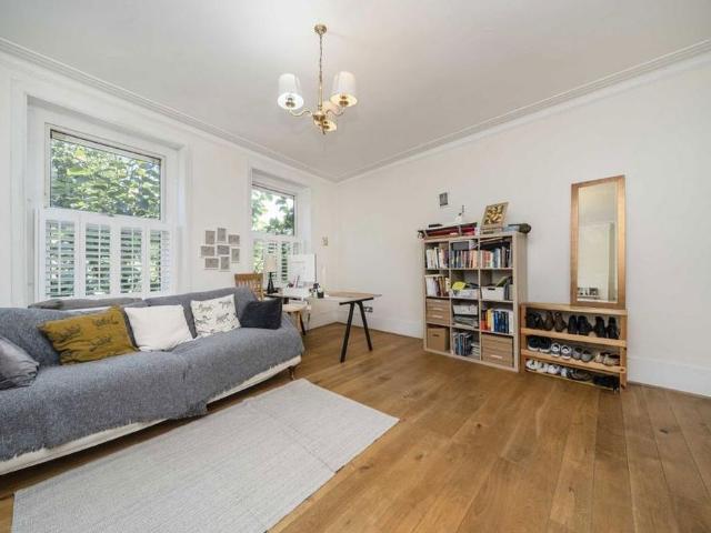 Apartment for rent in London Borough of Ealing, Greater London