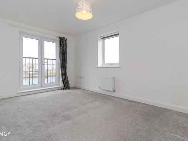 Apartment for rent in Barry Island, Barry
