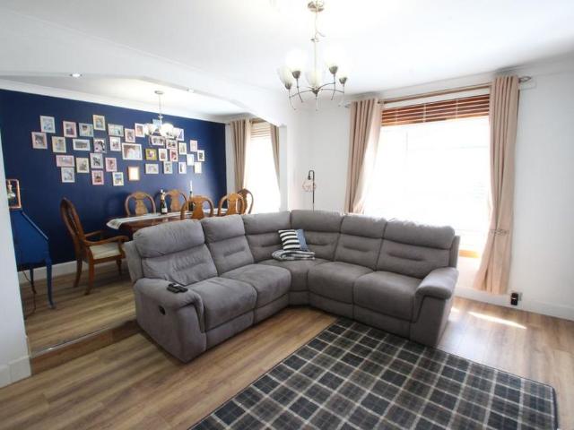 Apartment for rent in King's Park, Scotland