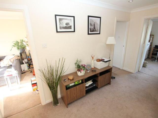 Apartment for rent in Chalfont St. Peter, Denham