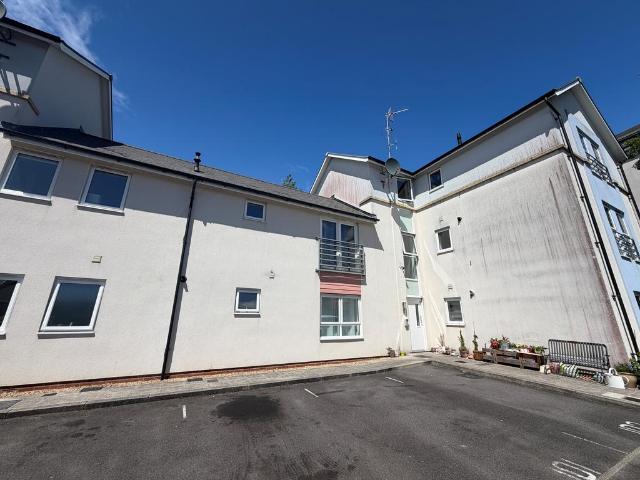 Flat for rent in Port Marine, Portishead