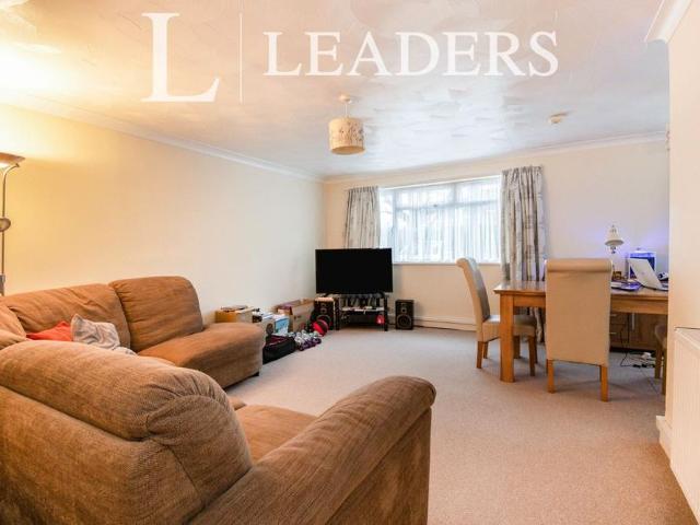 Apartment for rent in West Parley, East Dorset