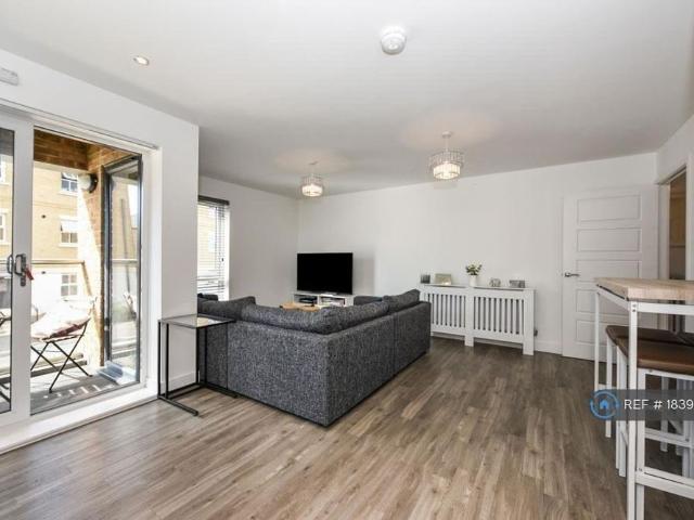 Apartment for rent in Castle Hill, Monks Orchard