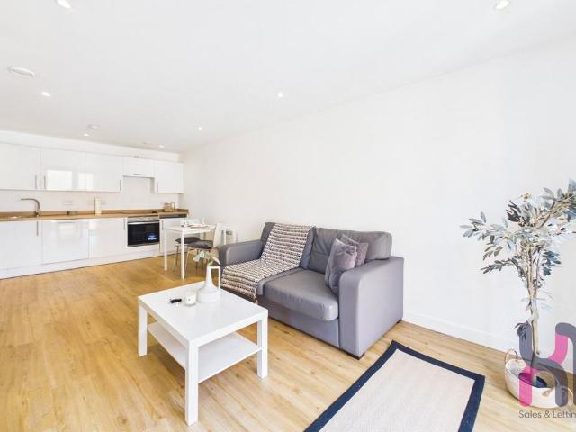 Flat for rent in Georgia, Greater Manchester