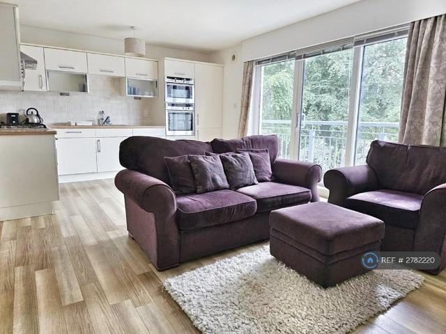 Flat for rent in Craigiebuckler, Ballindoch