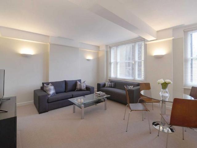 Apartment for rent in Mayfair, Greater London