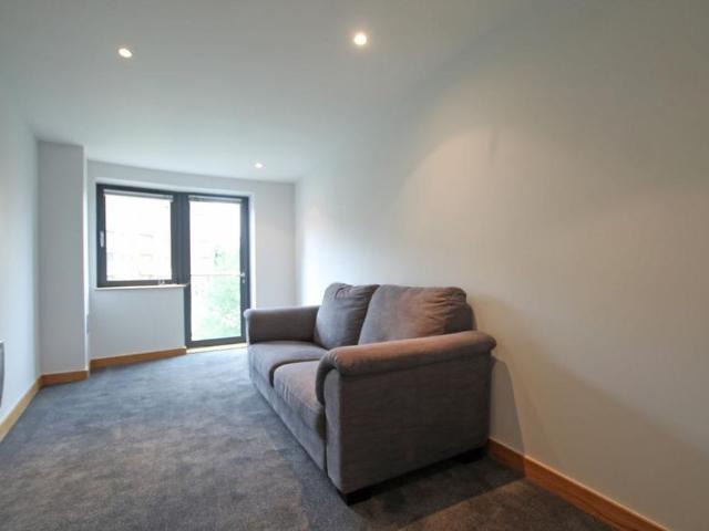 Apartment for rent in Baildon, West Yorkshire
