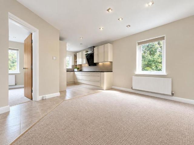 Apartment for rent in Elmdon, West Midlands