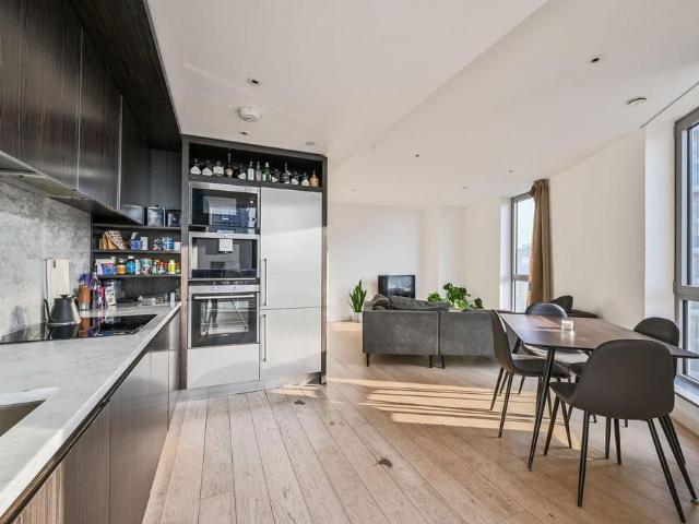Flat for rent in Blackwall, Greater London
