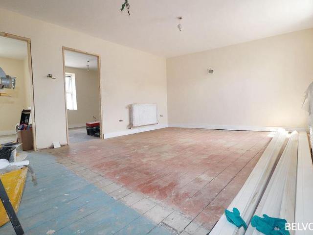 Apartment for rent in Brynsadler, Wales