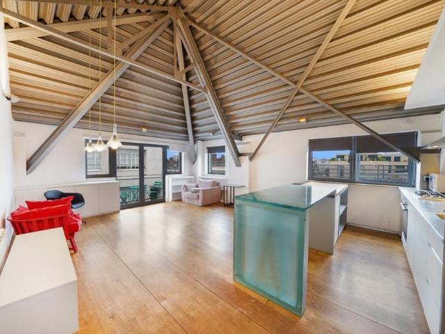 Apartment for rent in Paddington, Isle Of Man