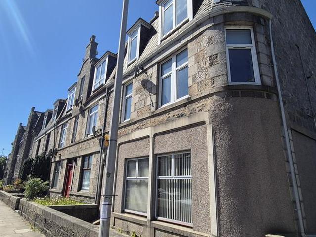 Flat for rent in Ballindoch, Scotland