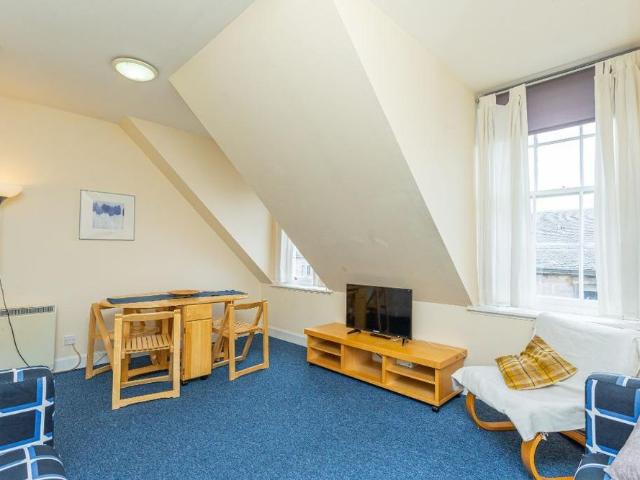 Apartment for rent in Southside, Scotland