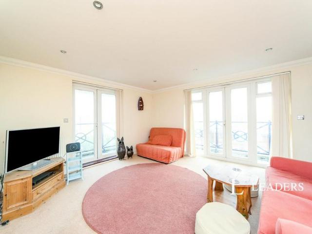 Apartment for rent in Sovereign Harbour, Eastbourne
