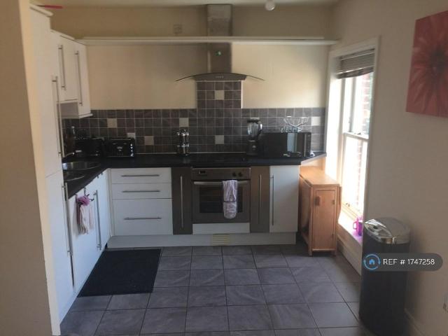 Flat for rent in Avenham, Higher Bartle