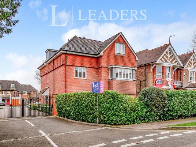 Flat for rent in Glynde, West Sussex