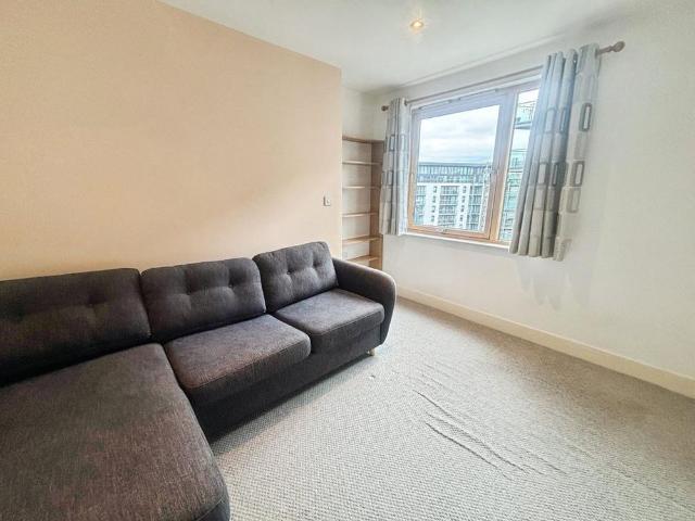 Apartment for rent in Richmond Hill, West Yorkshire