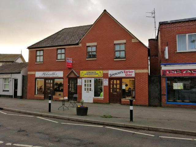 Flat for rent in Gobowen, Shropshire