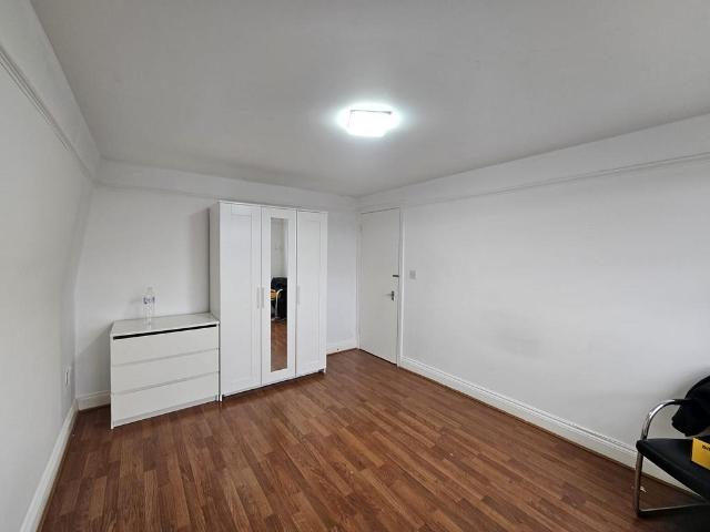 Flat for rent in London Borough of Croydon, Thornton Heath
