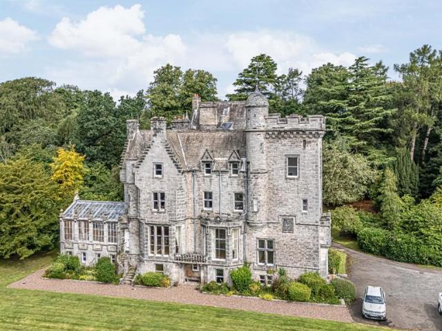 Flat for rent in Carnock, Scotland