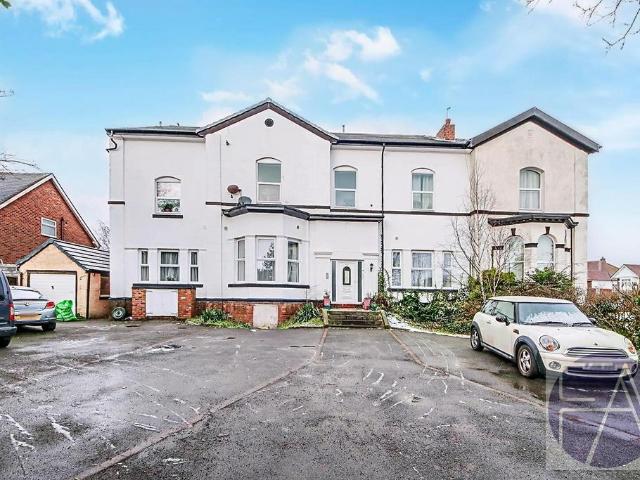 Flat for rent in Meols Cop, Southport