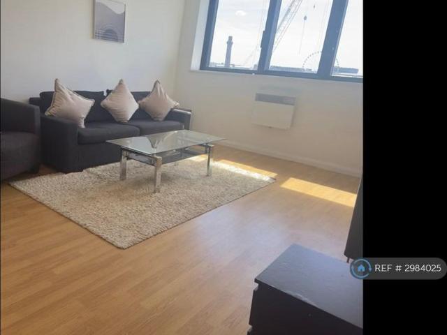 Apartment for rent in Cavern Quarter, Calderstones