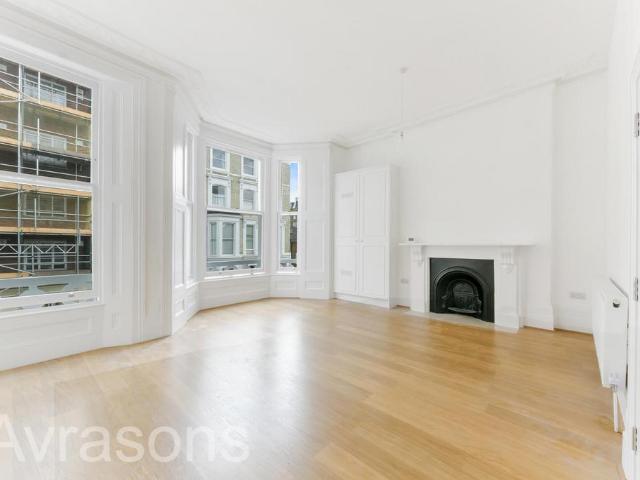 Flat for rent in Kensal Town, Bayswater