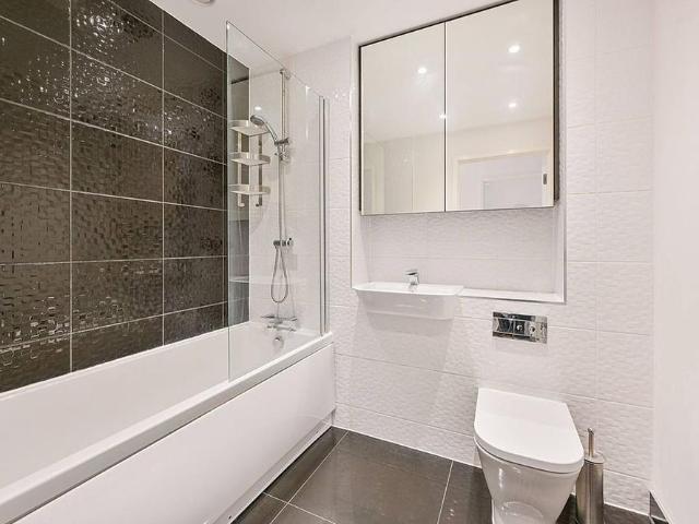 Apartment for rent in Alperton, Greater London