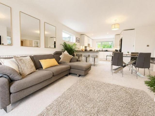 Apartment for rent in Poole