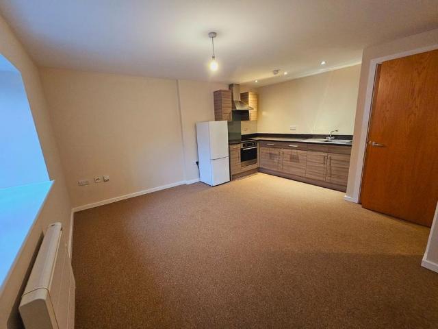 Apartment for rent in Ludworth Houses, Compstall