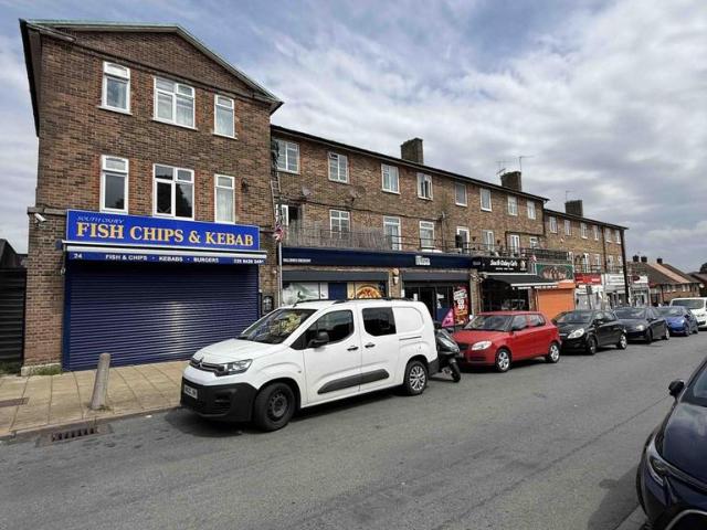 Flat for rent in Watford Rural, Batchworth