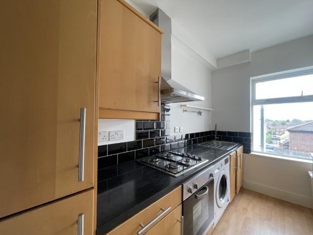 Apartment for rent in Caterham on the Hill, Hillview