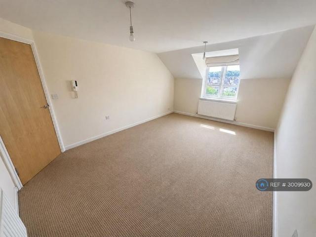 Apartment for rent in Far Cotton and Delapre, Far Cotton