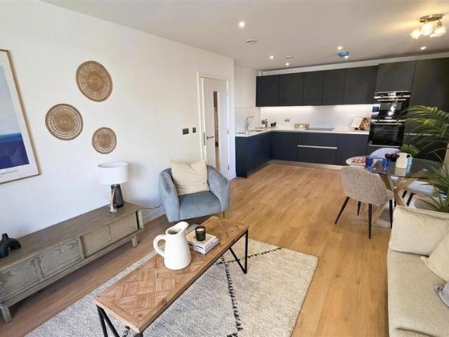 Apartment for rent in Cliftonville West, Acol