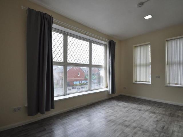 Apartment for rent in Commercial Road, Newport