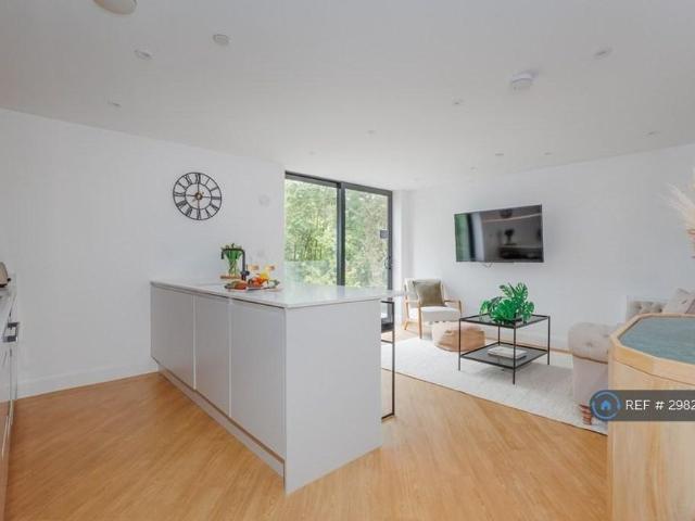 Apartment for rent in Upper Parkstone, Poole
