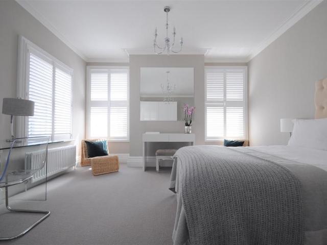 Flat for rent in Charlotteville, Westborough